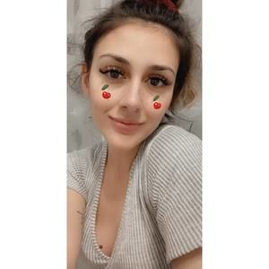 Meet your Posher, Christina